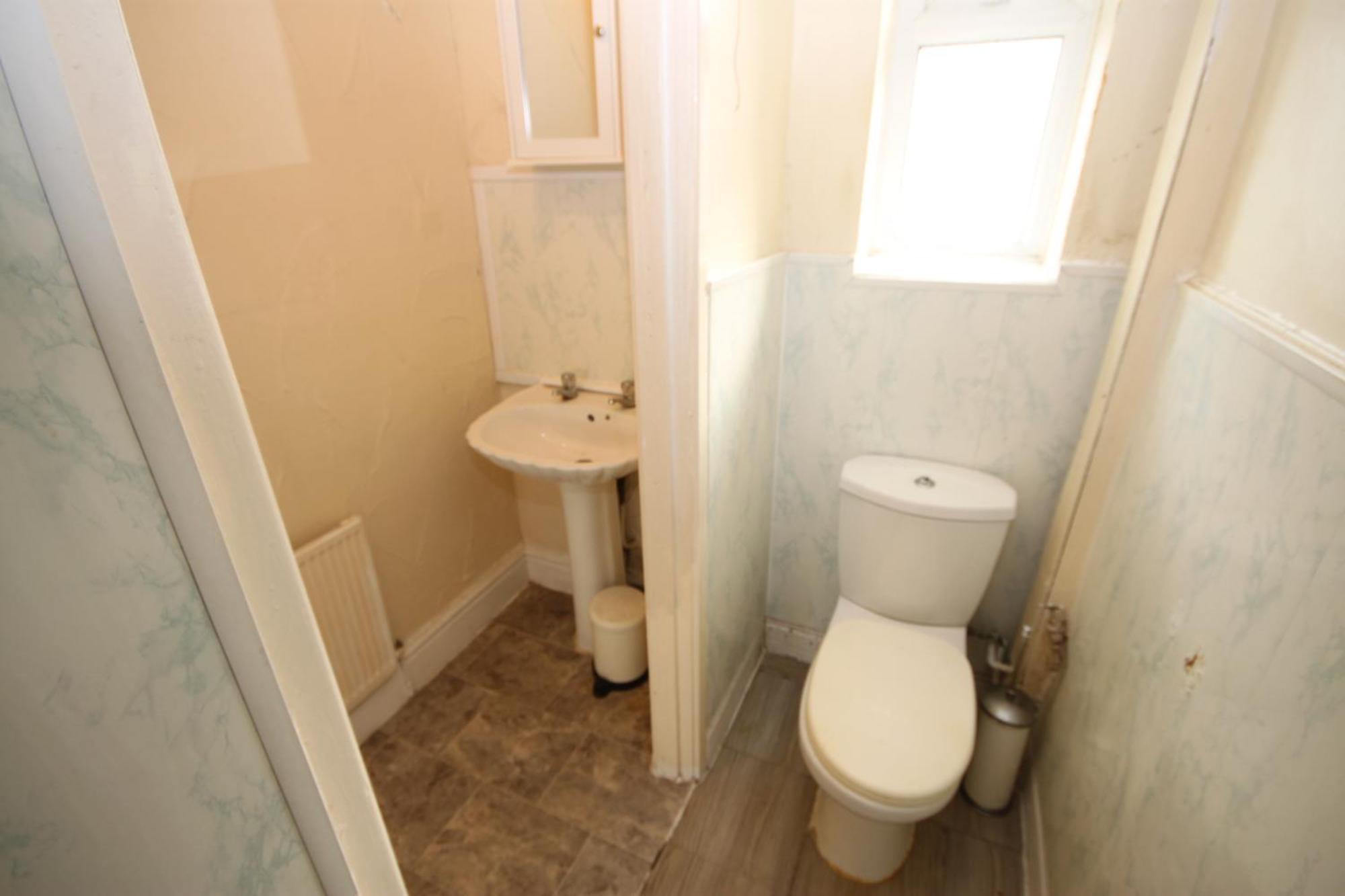 Barton Seaview, Self Catering Studio Apartments, Promenade & Central Beach Location, Families, Couples Or 23 Years Plus Only, Free Parking Blackpool Kamer foto